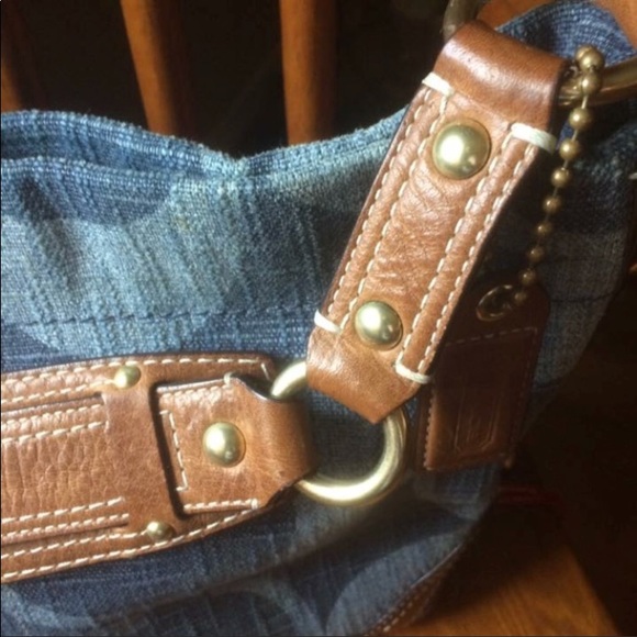 💥SOLD💥Authentic Coach Carly - Picture 4 of 8